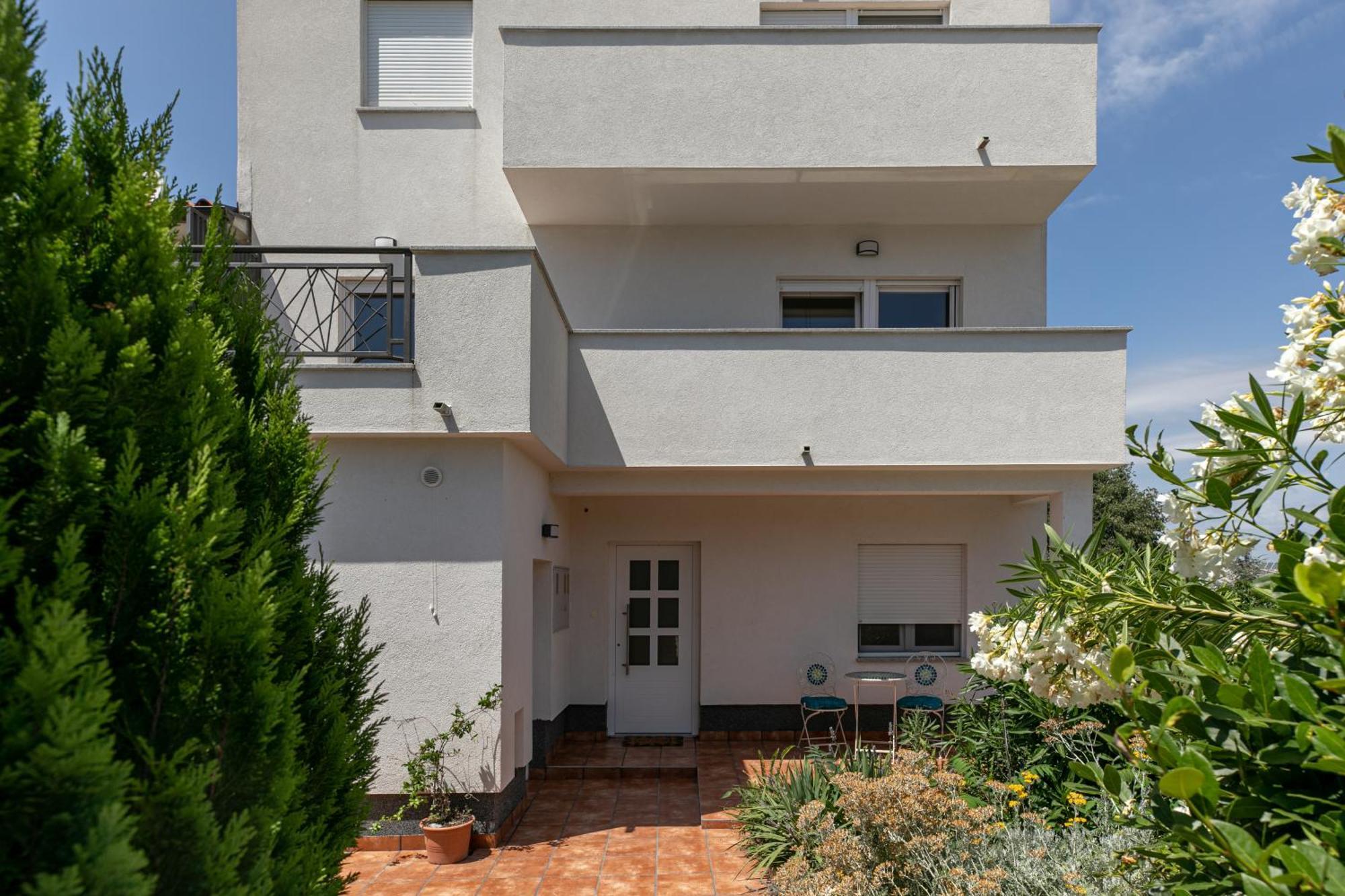Apartments Korana Pula Bagian luar foto